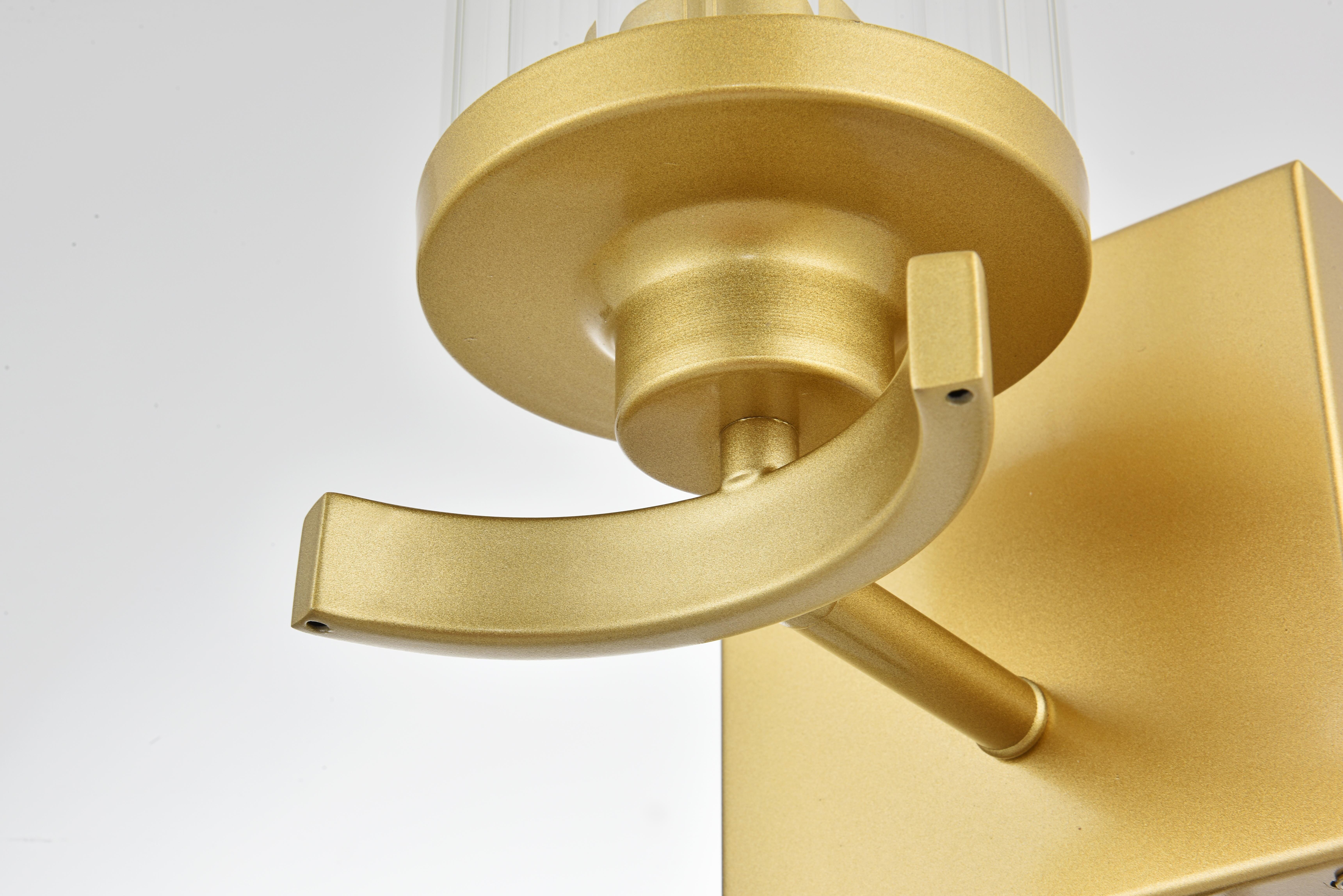 Saanvi One Light Bath Sconce in Brass and Clear - Image 5