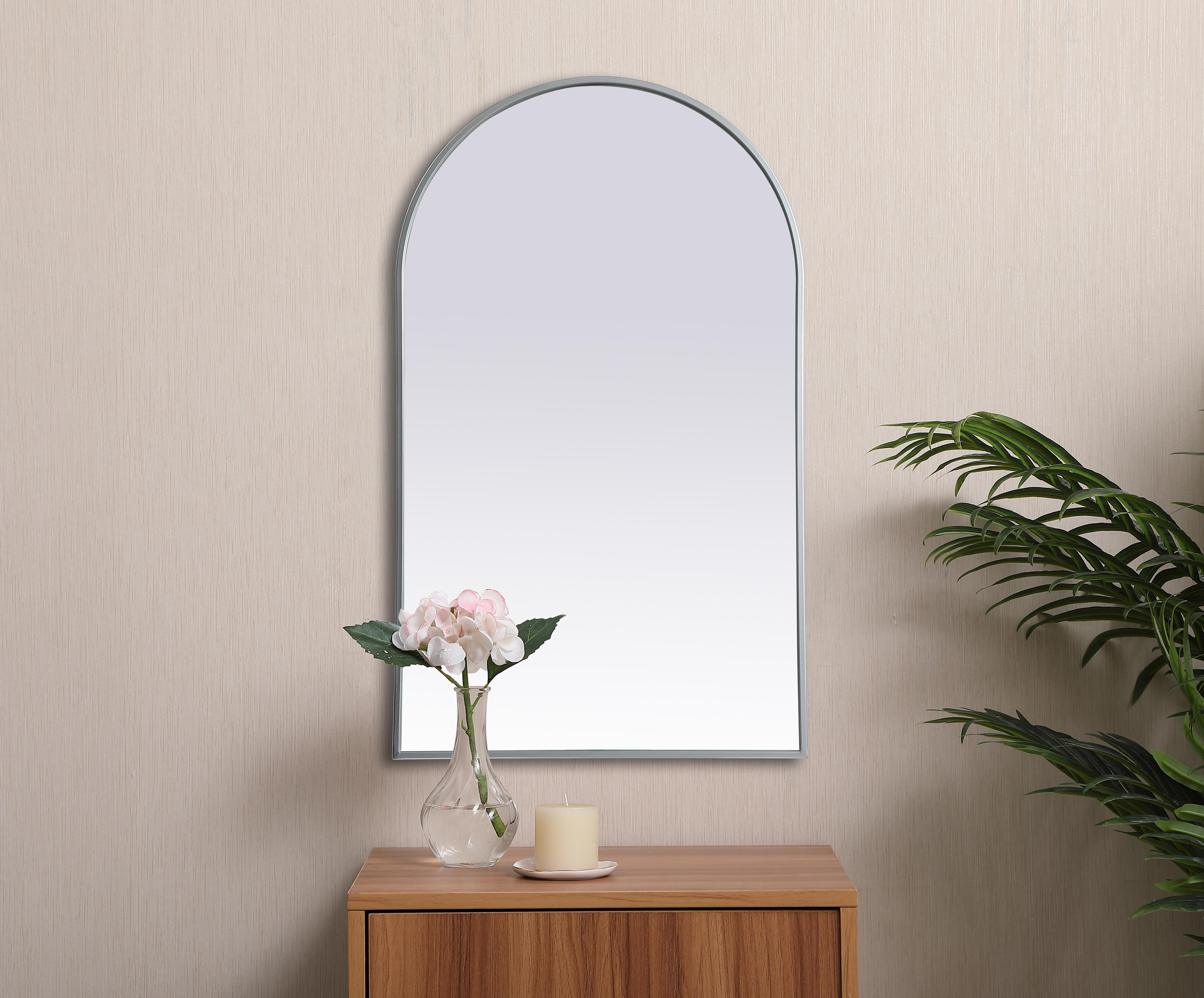 Ayra Arch Mirror in Silver - Image 4
