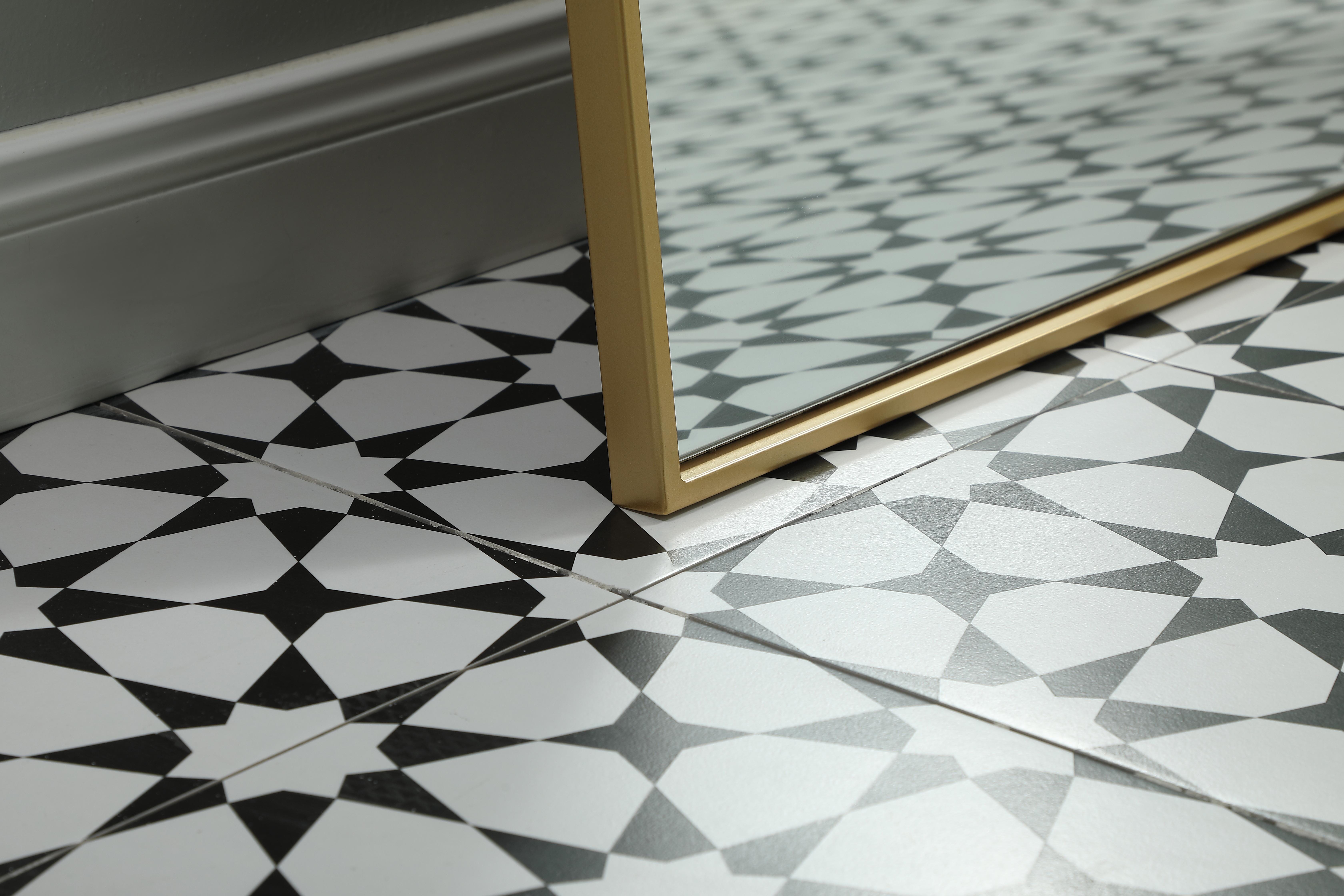 Ayra Arched Floor Mirror in Brass - Image 5