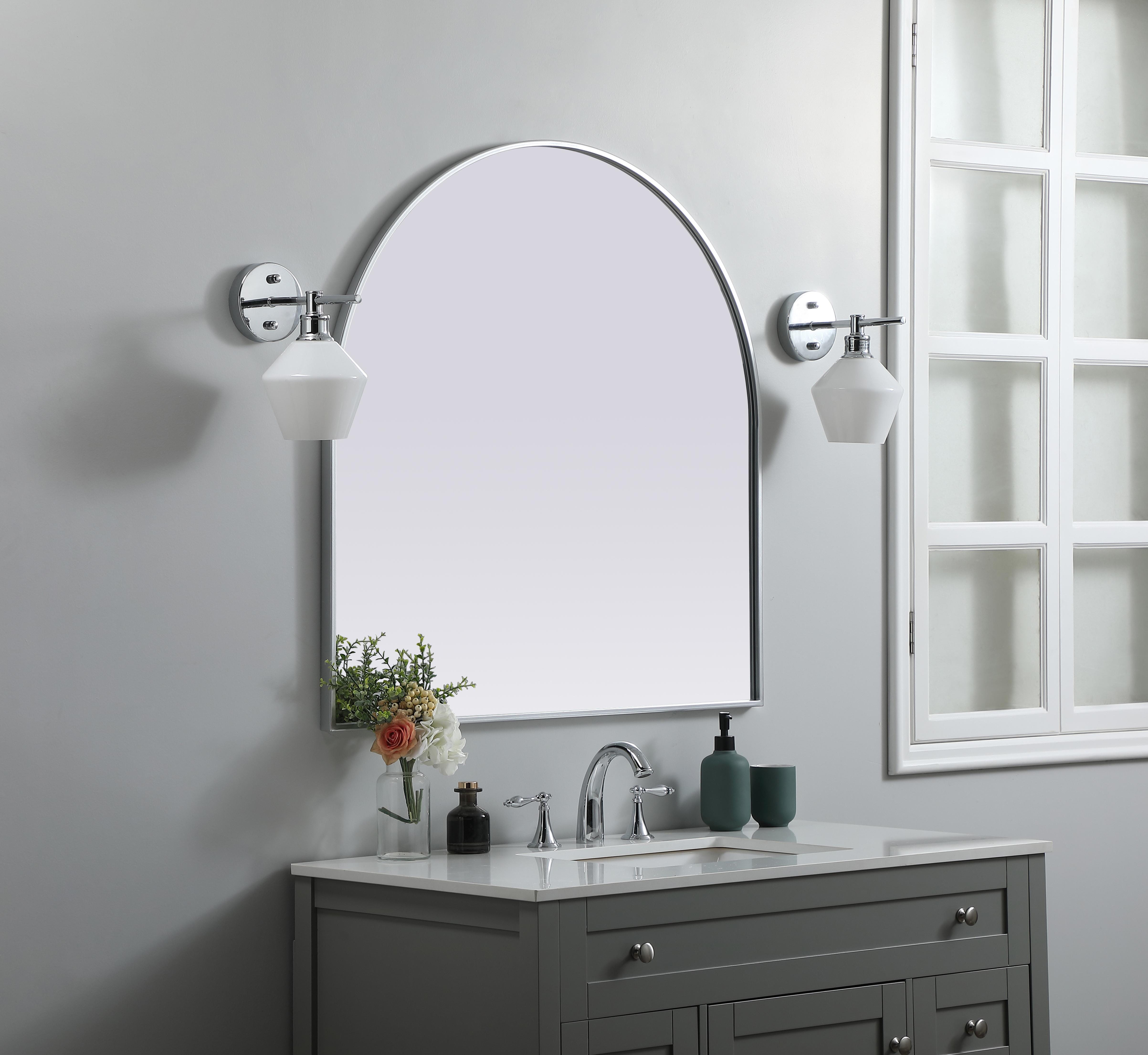 Ayra 36" Round Wall Mirror in Silver - Image 3