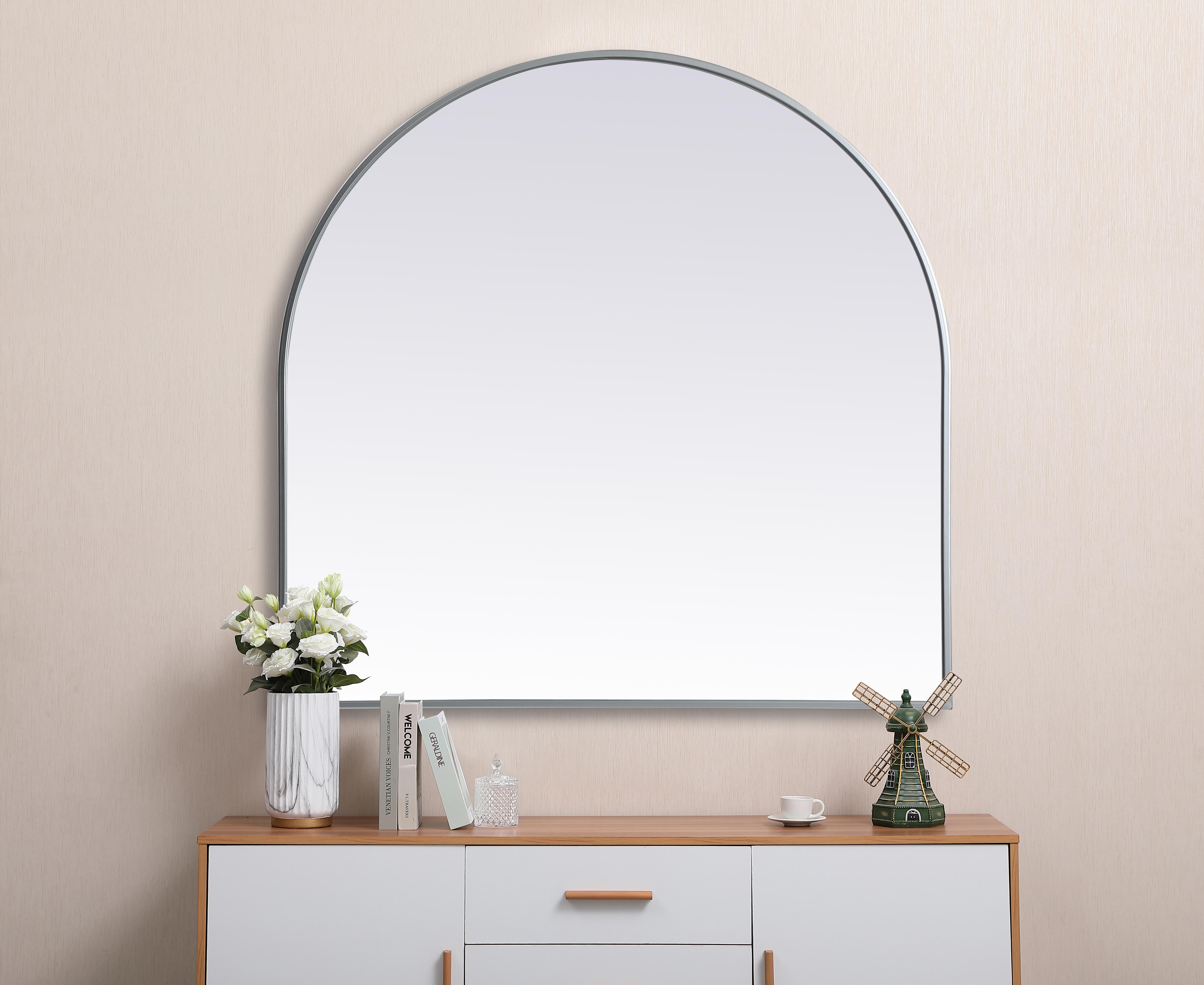 Ayra 36" Round Wall Mirror in Silver - Image 4