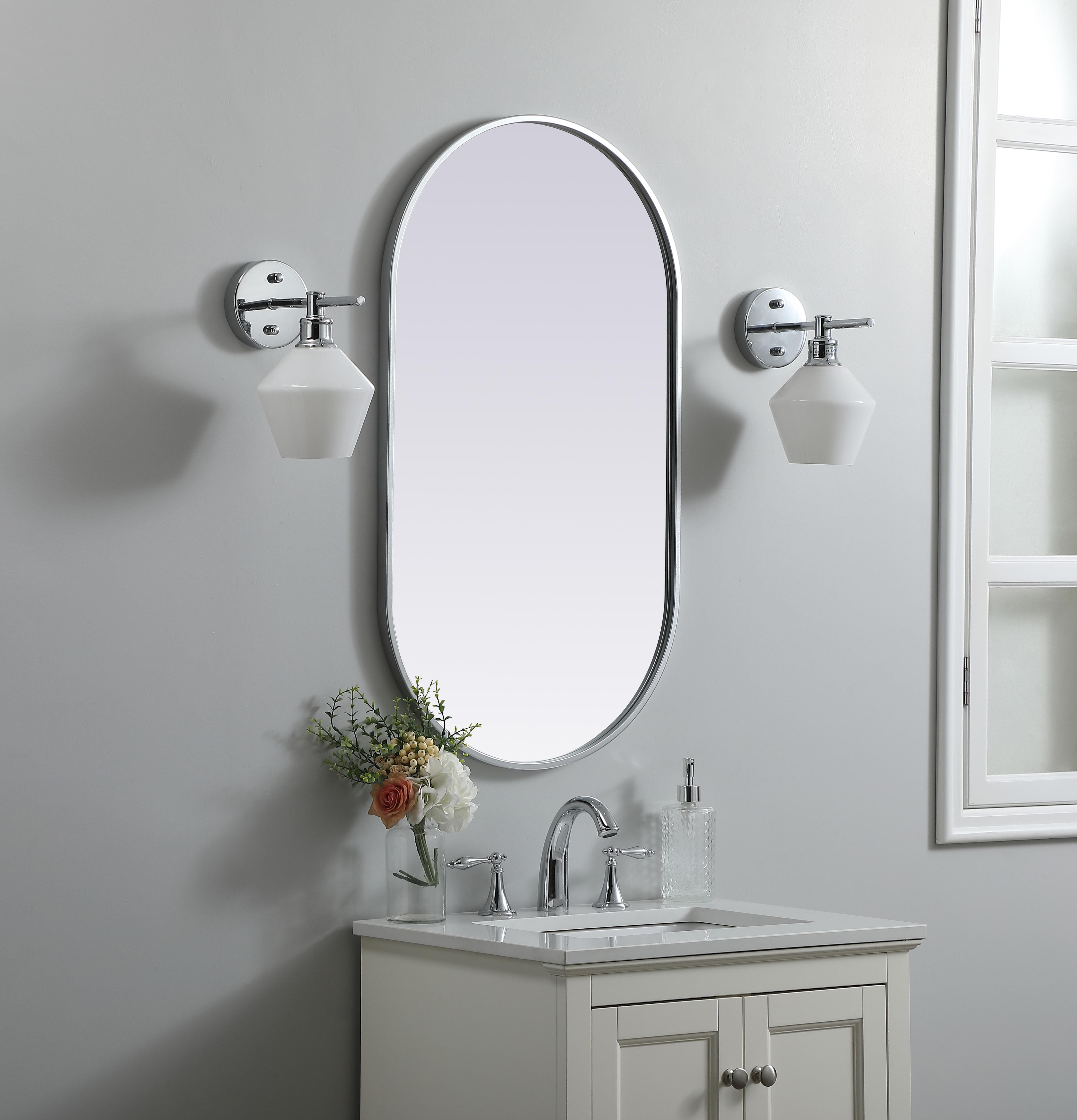 Asha Pill-Shaped Wall Mirror in Silver - Image 3
