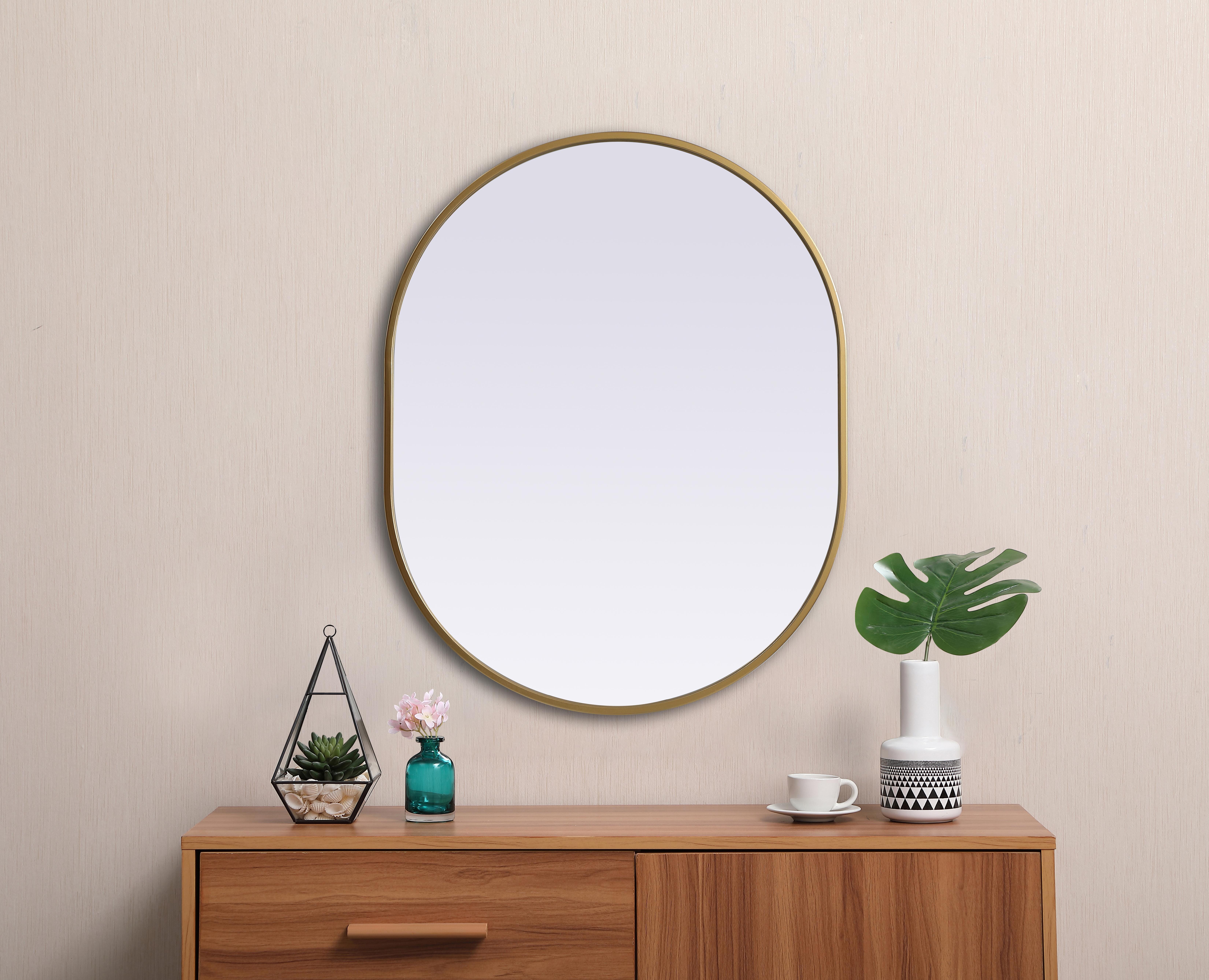 Asha Pill-Shaped Wall Mirror in Brass - Image 4
