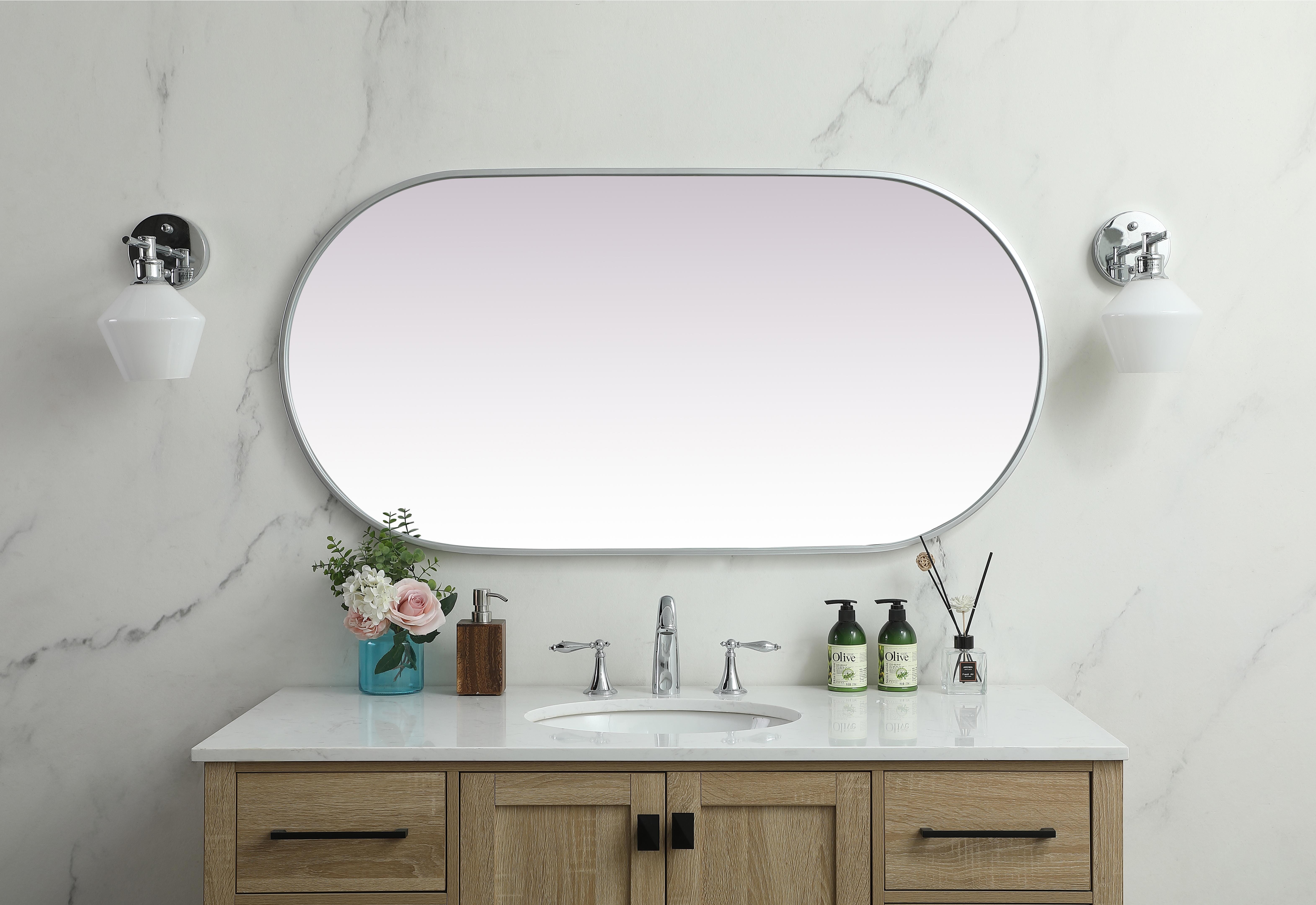 Asha Pill-Shaped Wall Mirror in Silver - Image 4