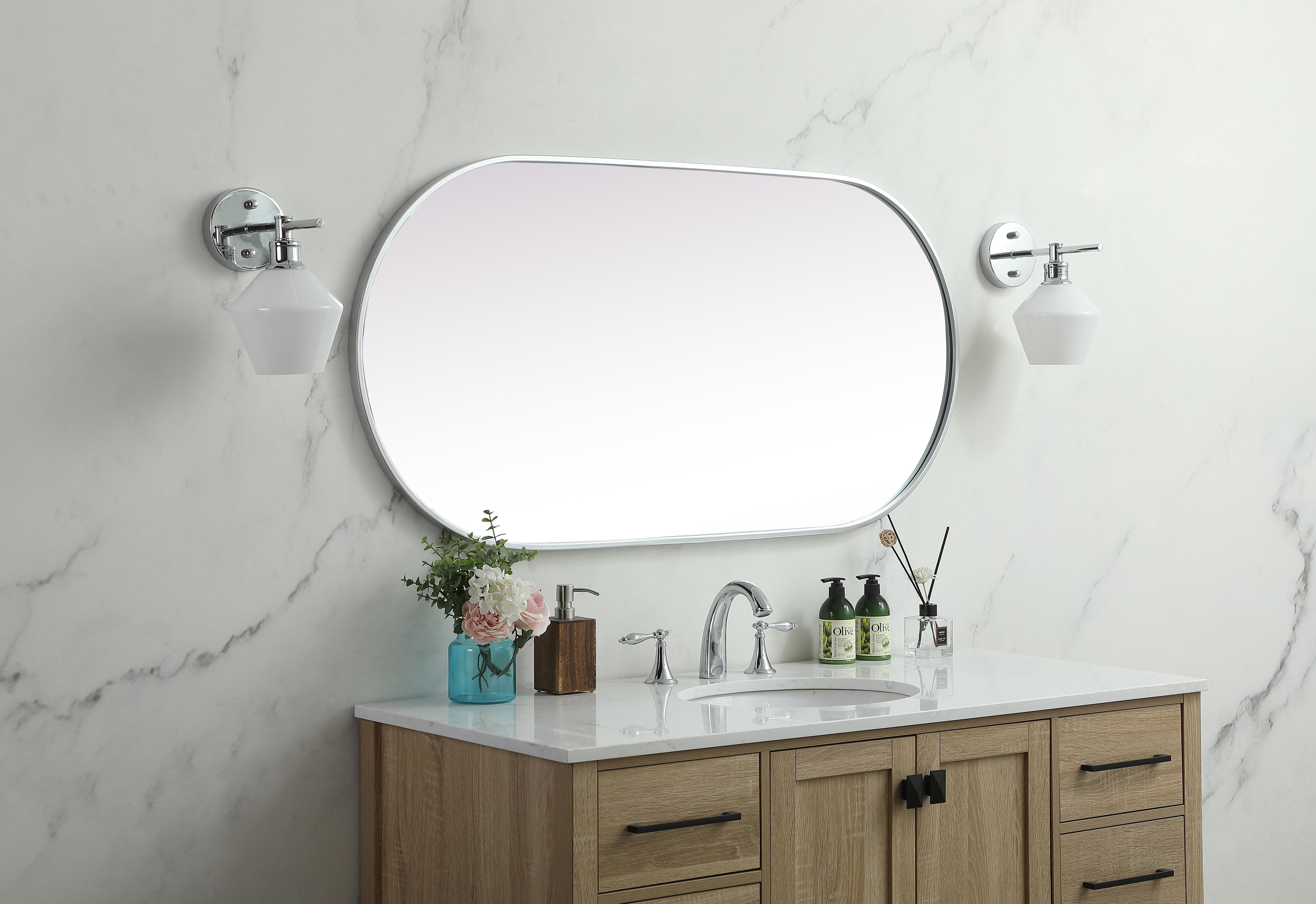Asha Pill-Shaped Wall Mirror in Silver - Image 5