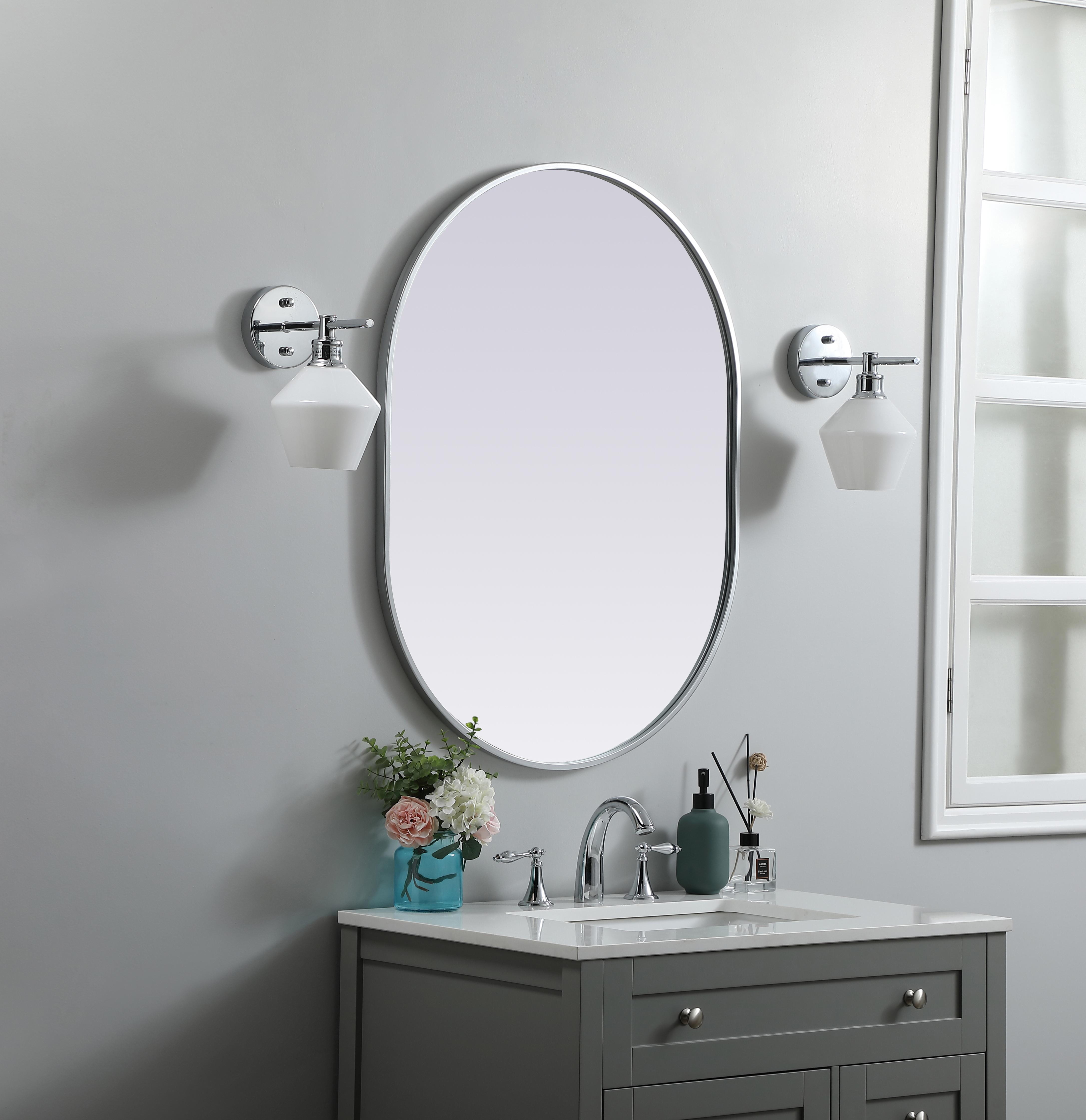 Asha Pill-Shaped Wall Mirror in Silver - Image 3