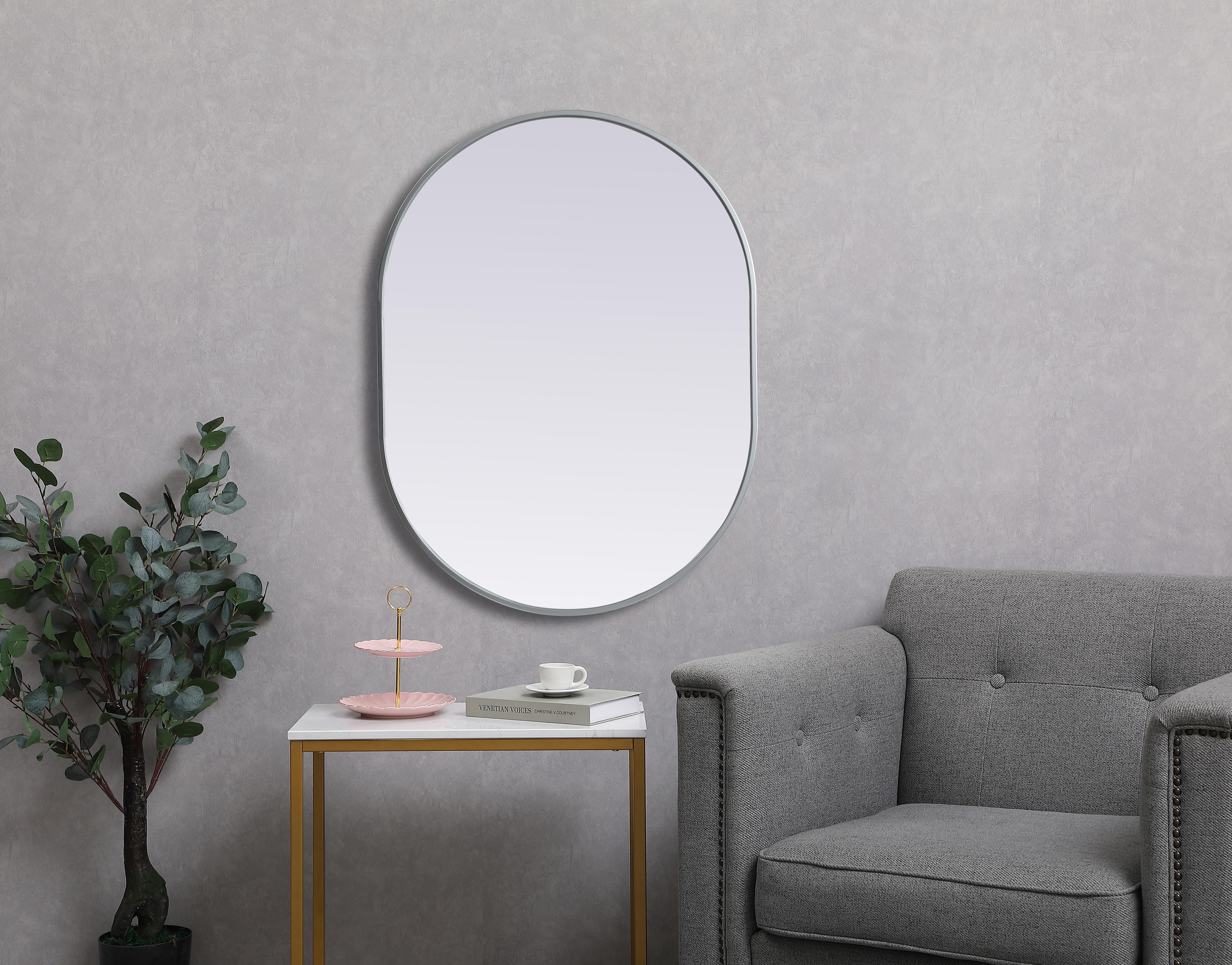 Asha Pill-Shaped Wall Mirror in Silver - Image 4