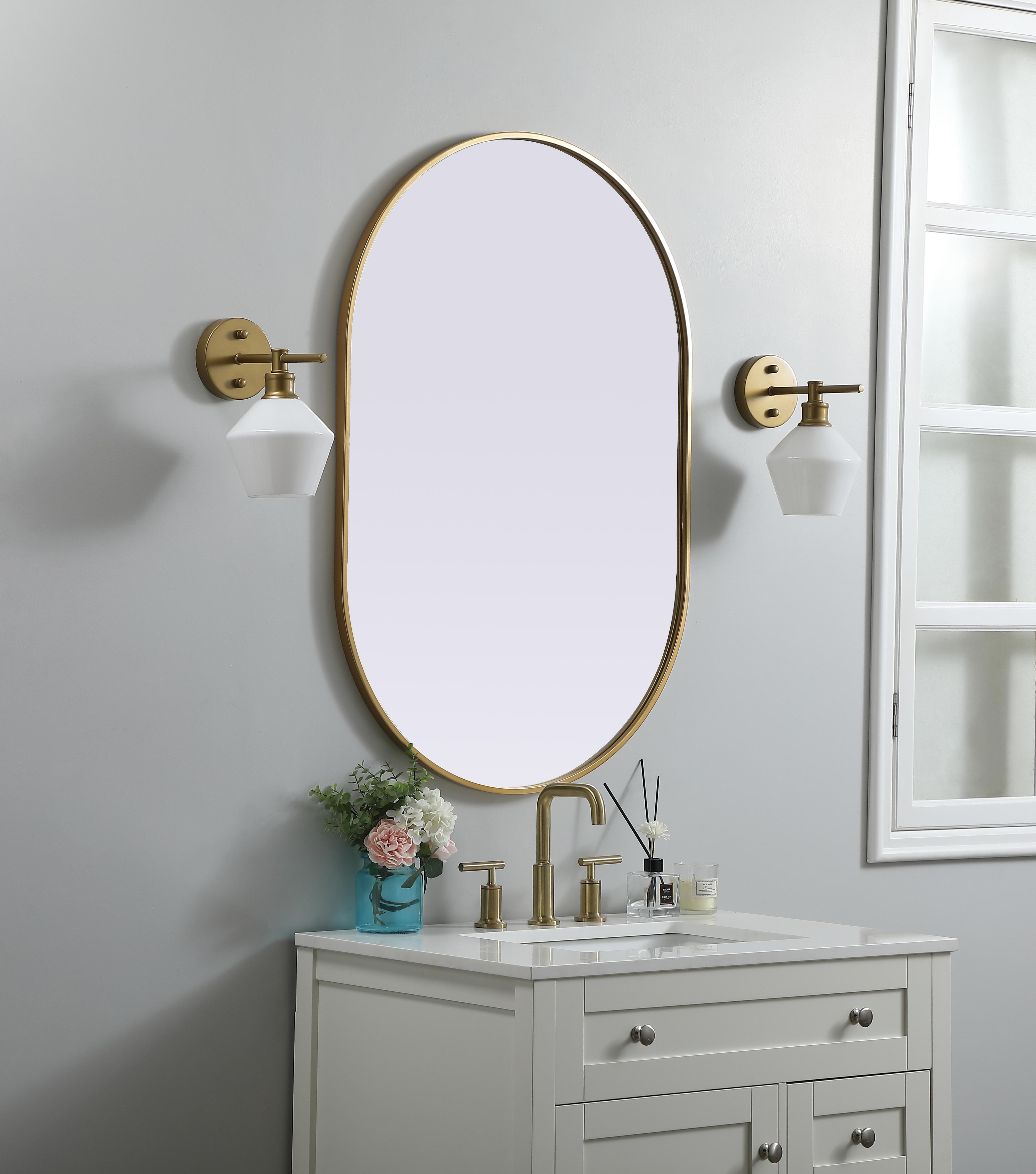 Asha Pill-Shaped Wall Mirror in Brass - Image 3