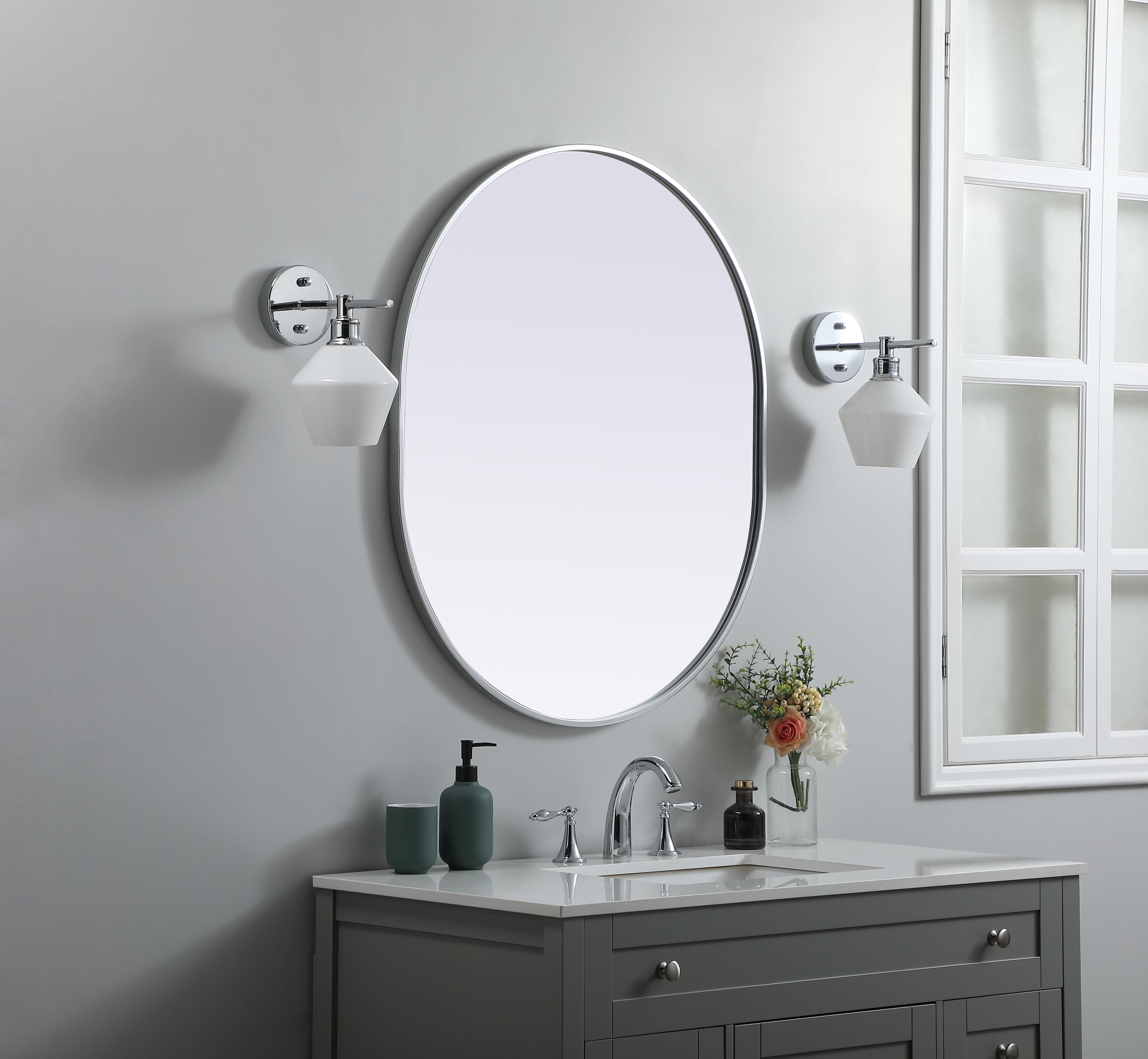 Asha Pill-Shaped Wall Mirror in Silver - Image 3