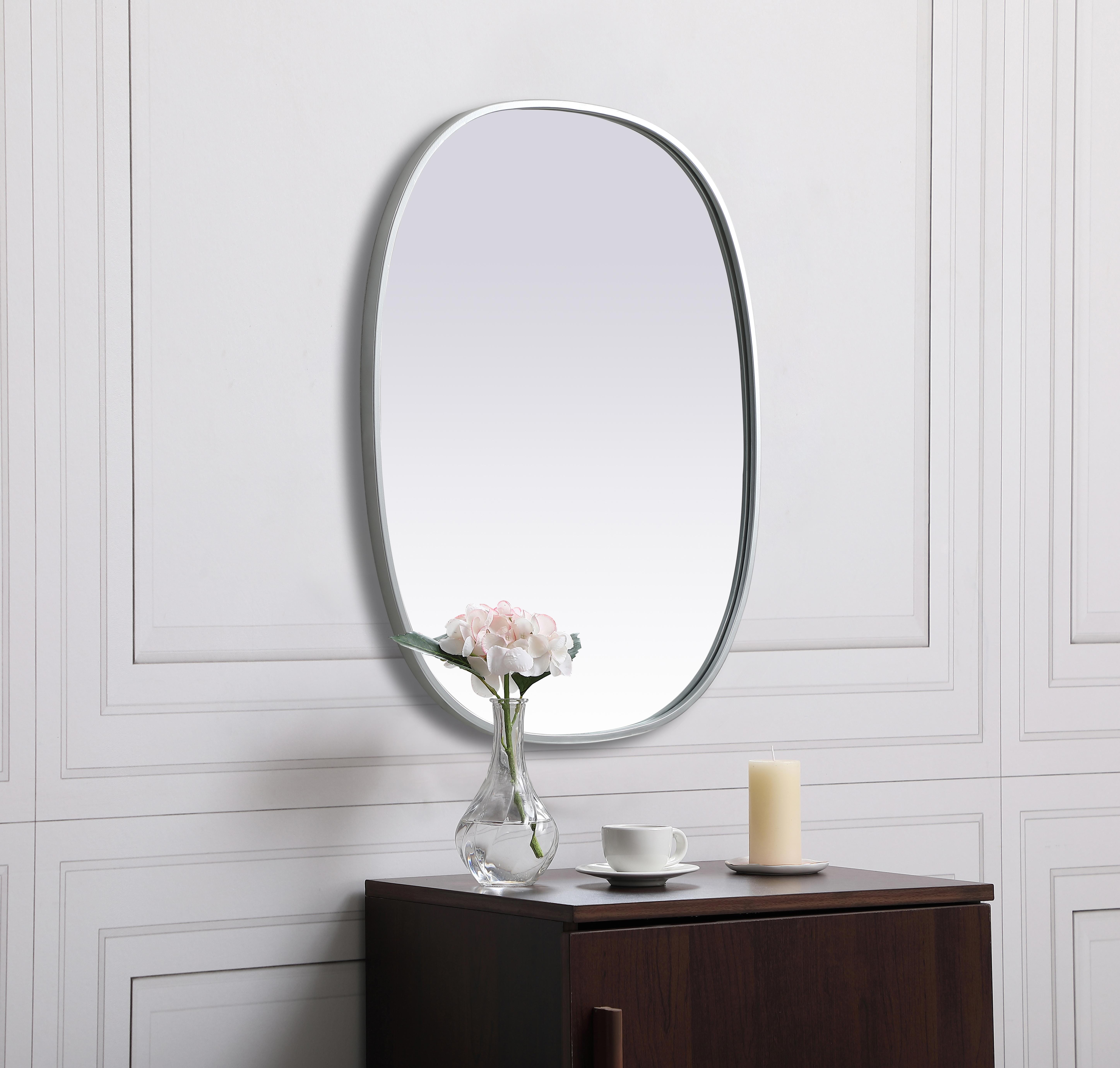 Brynn 24" x 30" Rounded Corner Mirror in Silver - Image 5