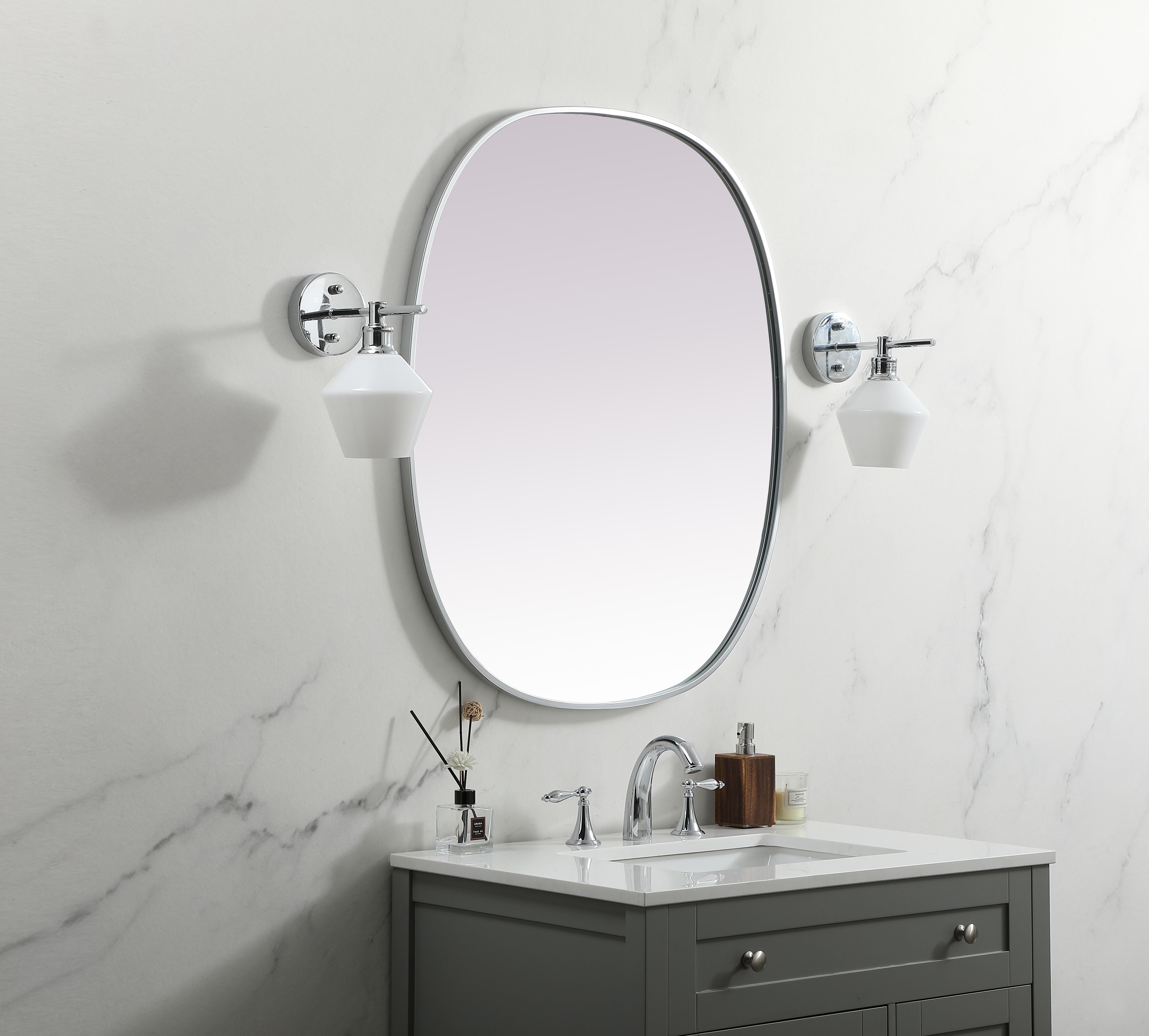 Brynn 30" x 36" Rounded Corner Mirror in Silver - Image 3
