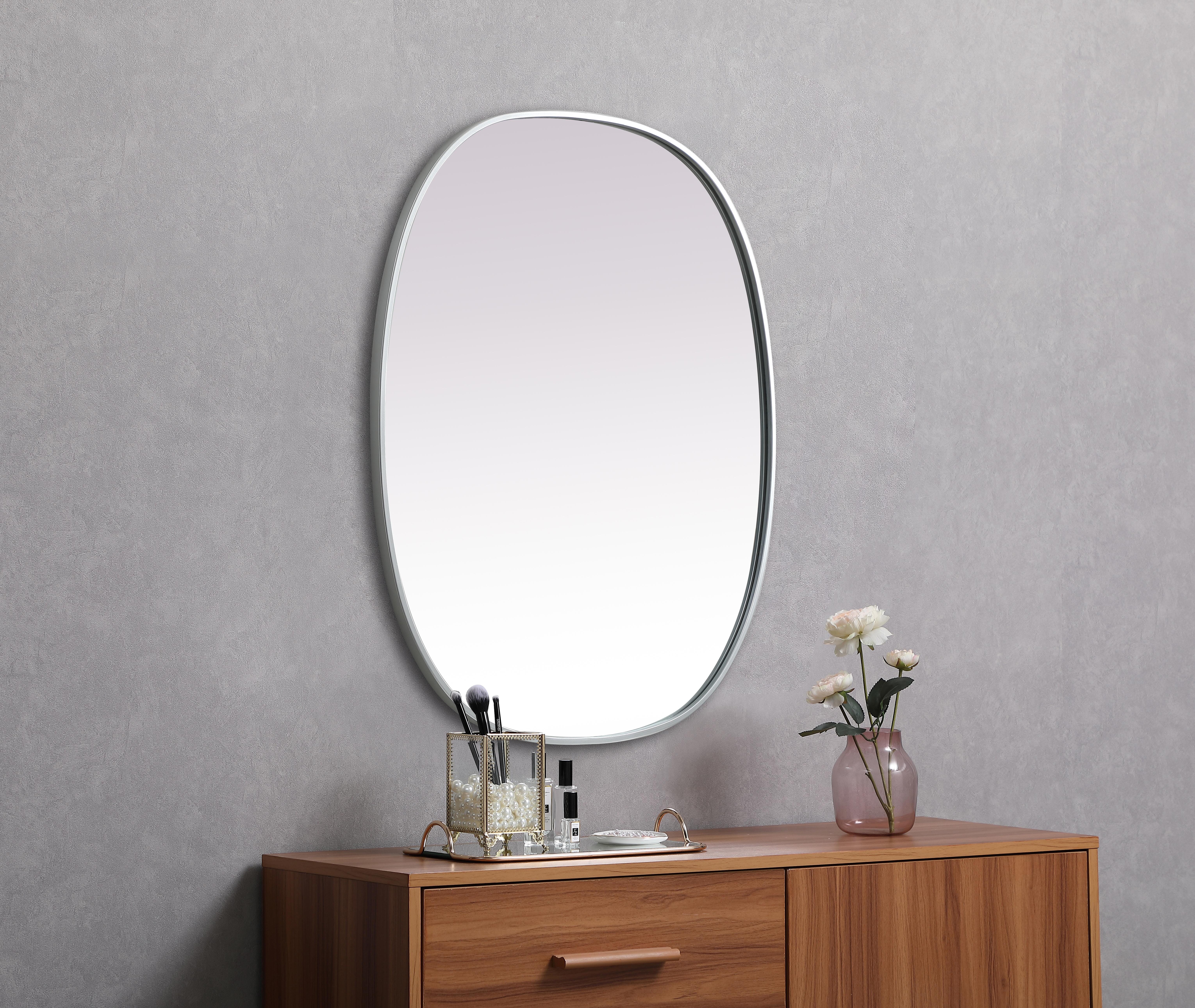 Brynn 30" x 36" Rounded Corner Mirror in Silver - Image 5