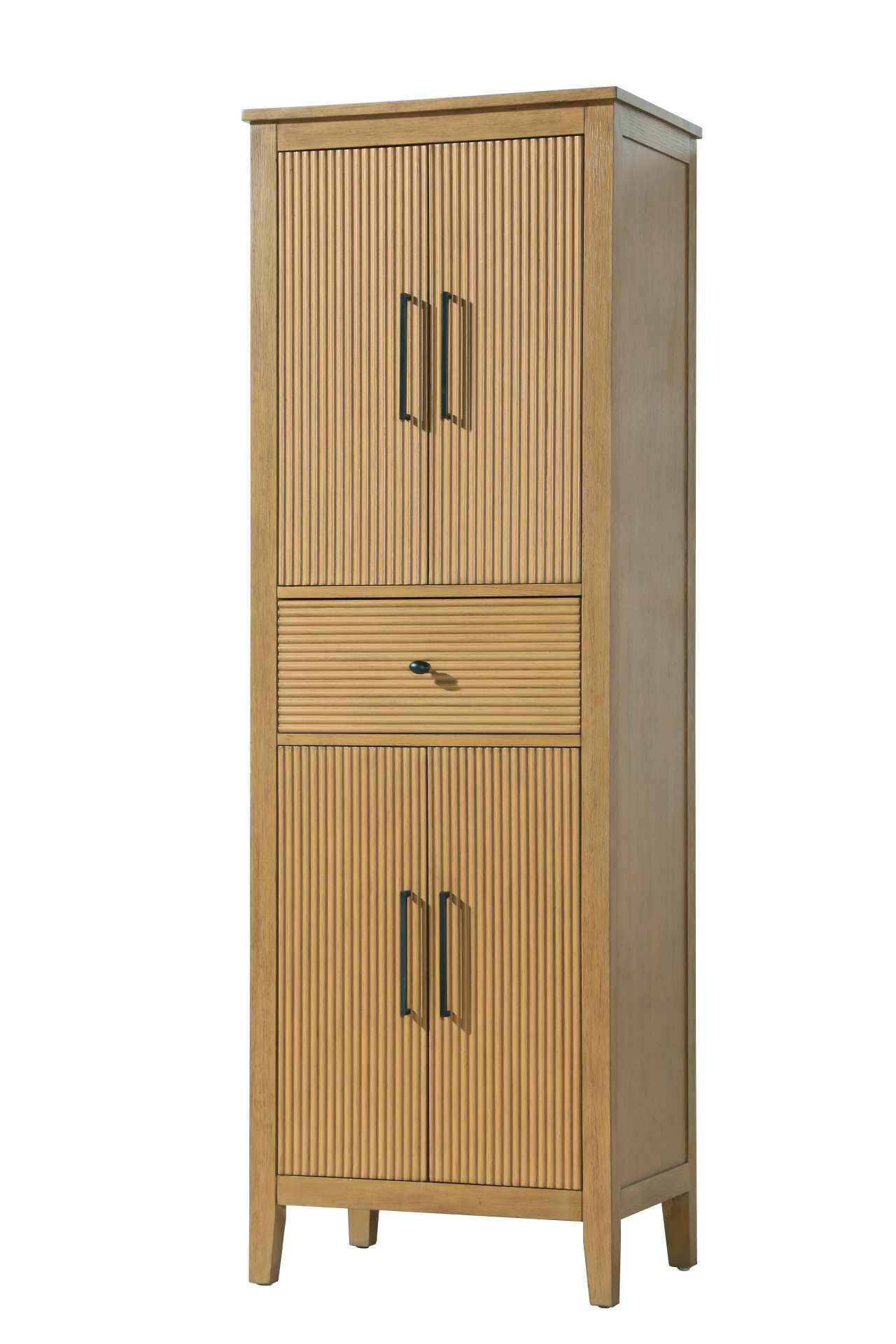 Specifications
141 - alternate view